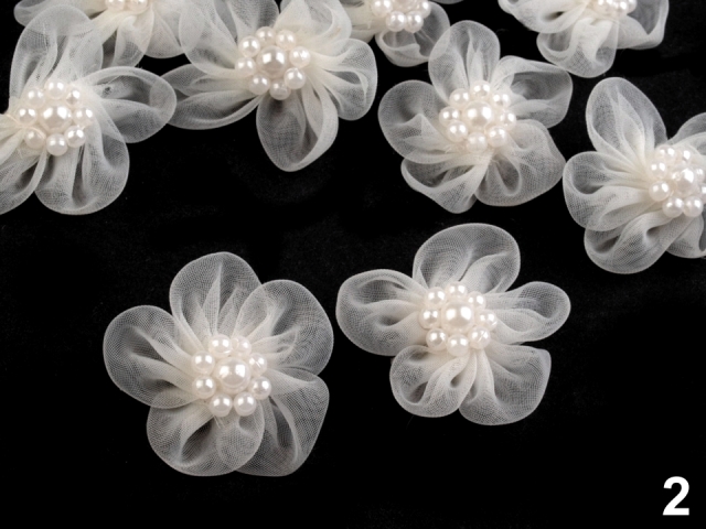 Monofilový květ s perličkami 30 mm - krémová