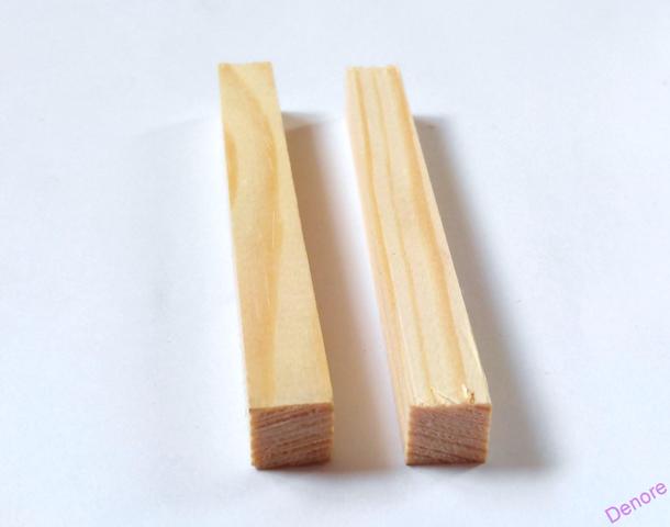 Dřevěný hranolek 10 x 10 x 100 mm