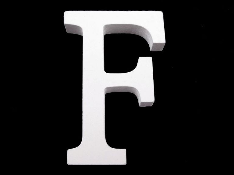 Dřevěné písmeno abecedy "F"