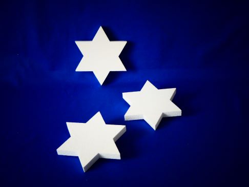 Polystyrenová hvězda "M" 180 mm