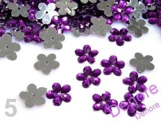 Květina plastová 11mm - fialová purpura- balení 100 ks